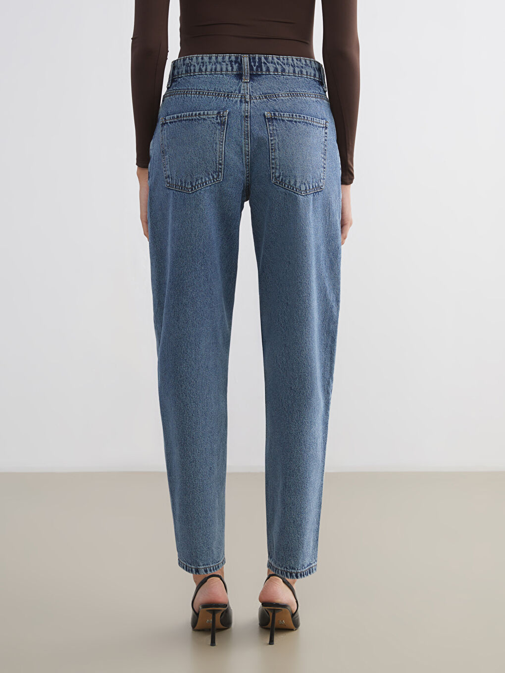 İndigo Barrel Fit Kadın Jean Pantolon-6