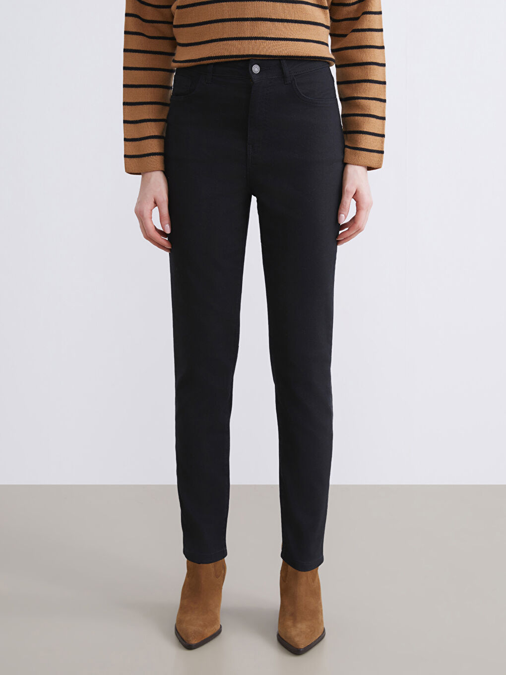 Siyah Slim Mom Kadın Jean Pantolon-1