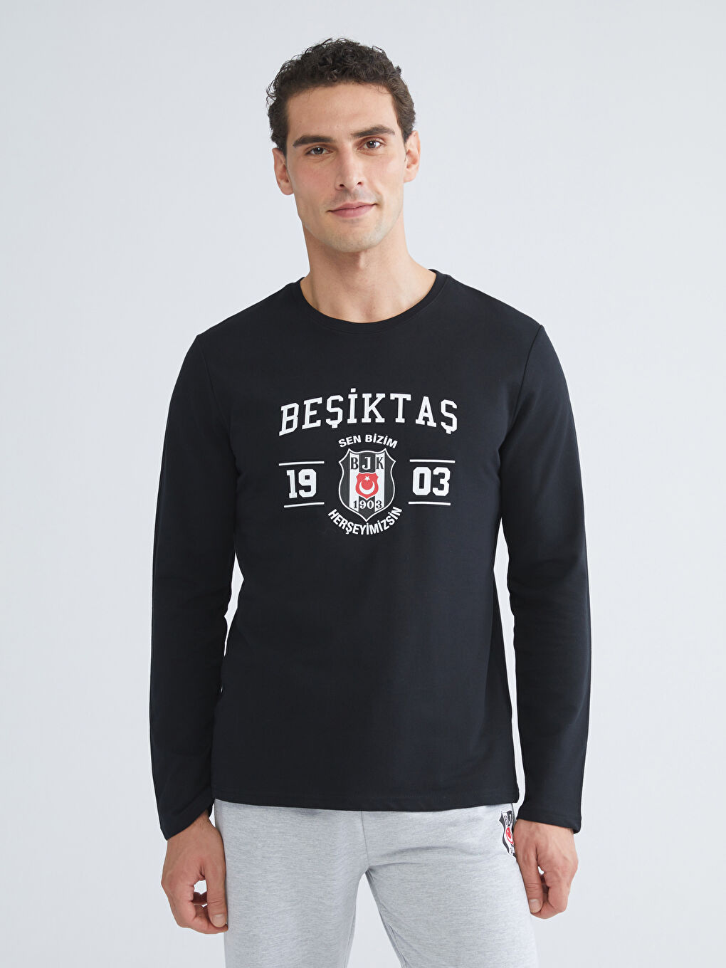 Siyah Standart Kalıp Beşiktaş Baskılı Erkek Pijama Takımı-1
