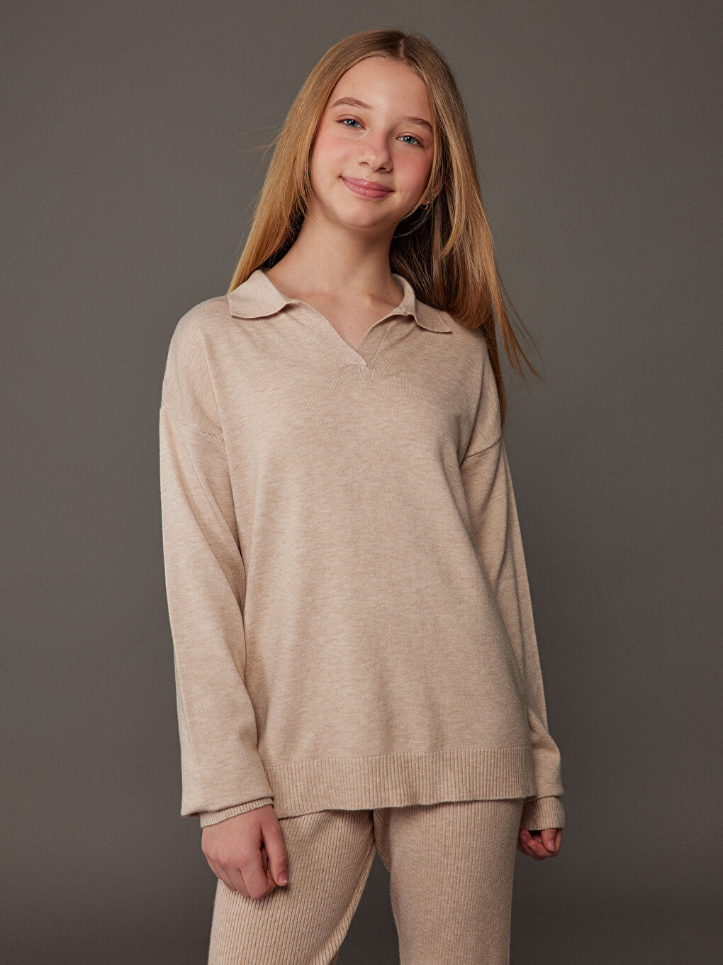 Bej Polo Yaka Kız Çocuk Triko Kazak ve Tayt-1