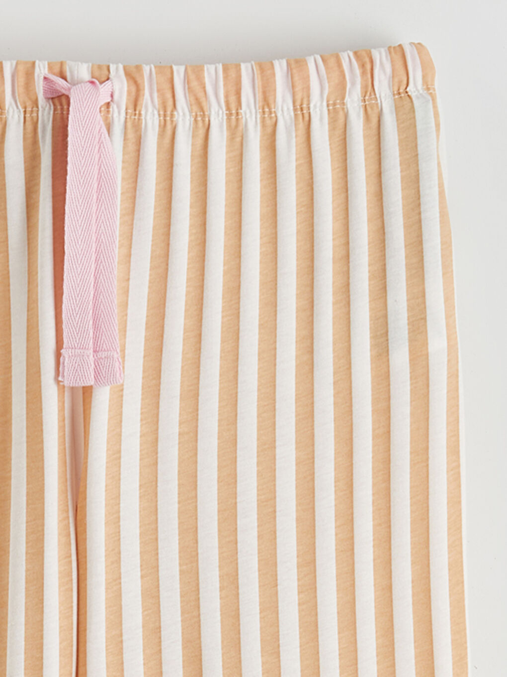 Collared Neck Striped Women's Pyjama Set-8