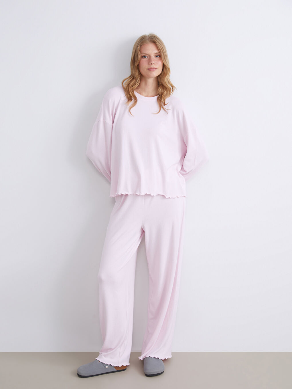 Crew Neck Women's Pyjama Set
