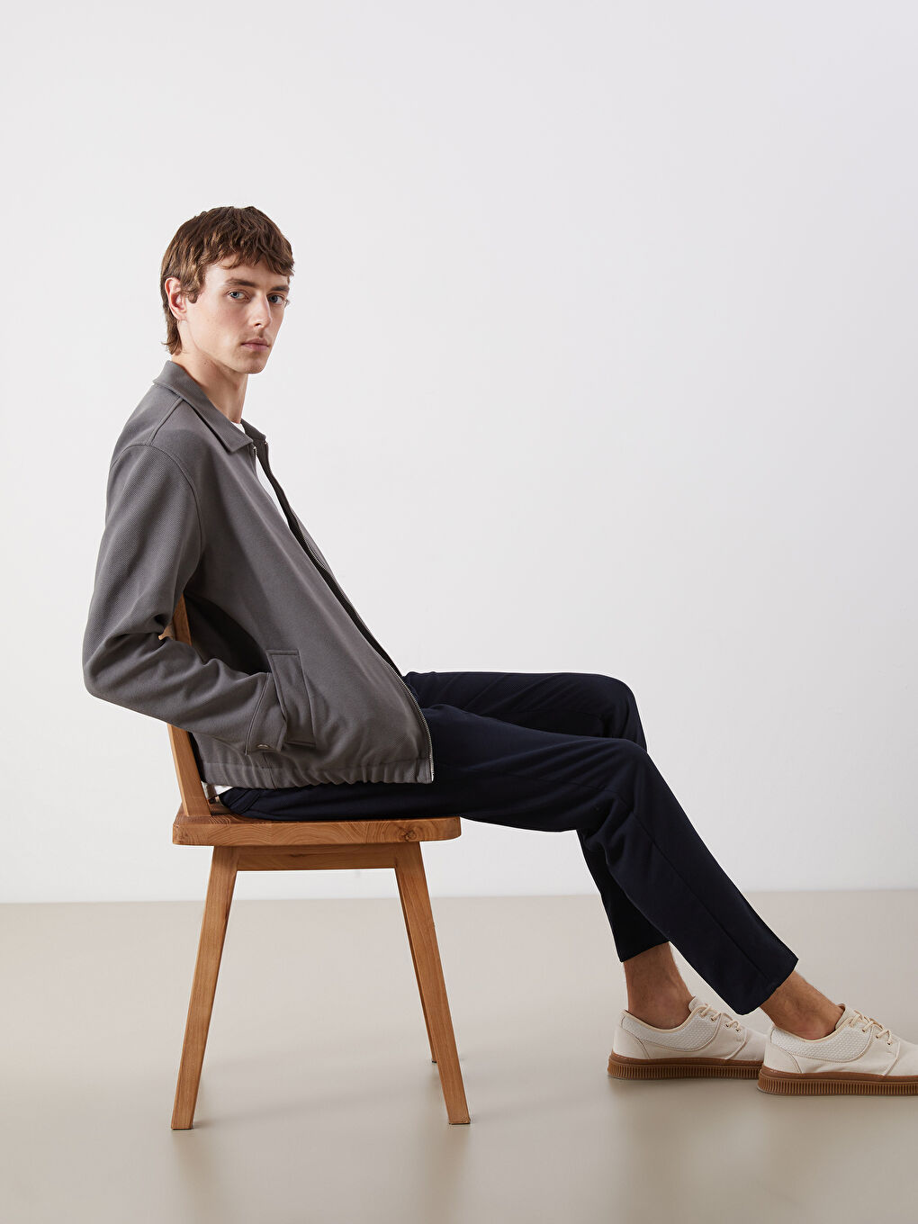 Haki Standart Kalıp Gömlek Yaka Erkek Mont