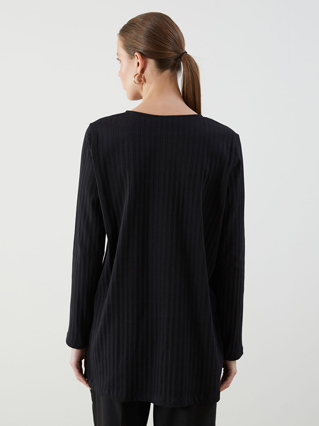 Siyah Bisiklet Yaka Fitilli Kadın Tunik-3