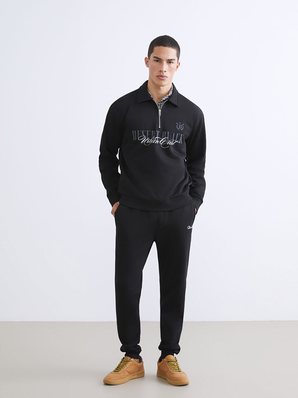 Siyah Polo Yaka Baskılı Erkek Kalın Sweatshirt-1