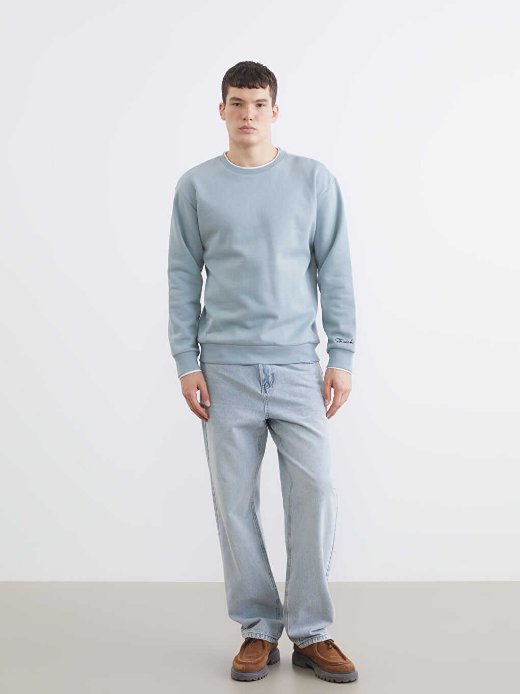 Mavi Bisiklet Yaka Nakışlı Erkek Kalın Sweatshirt-1