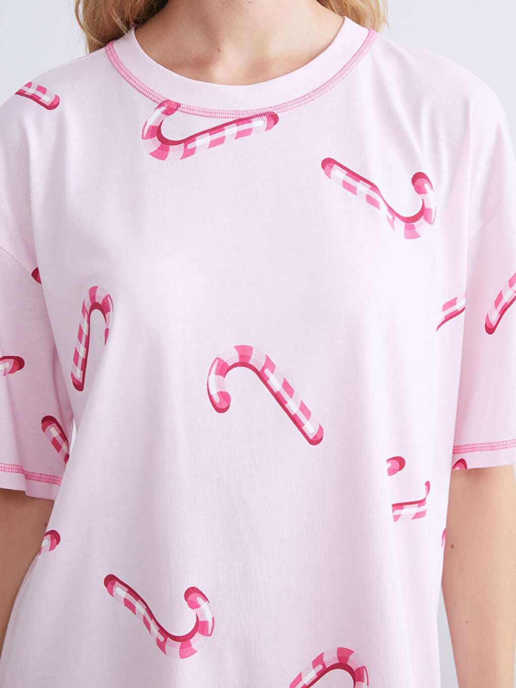 Crew Neck Patterned Women's Nightdress-2