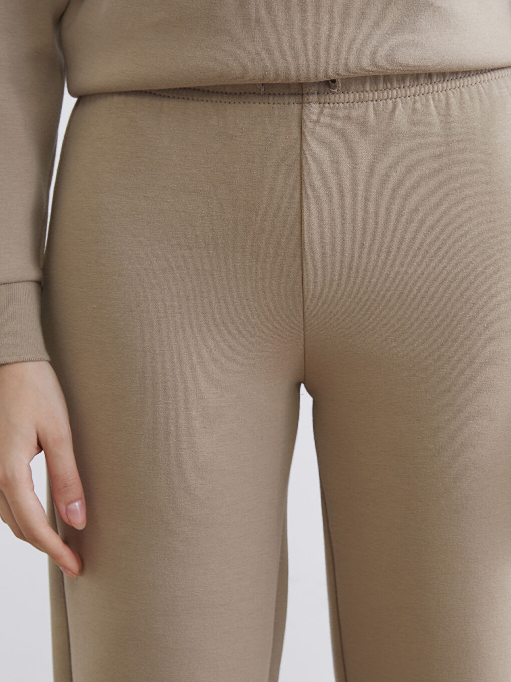 Women's Sweatpants with Elastic Waist-2