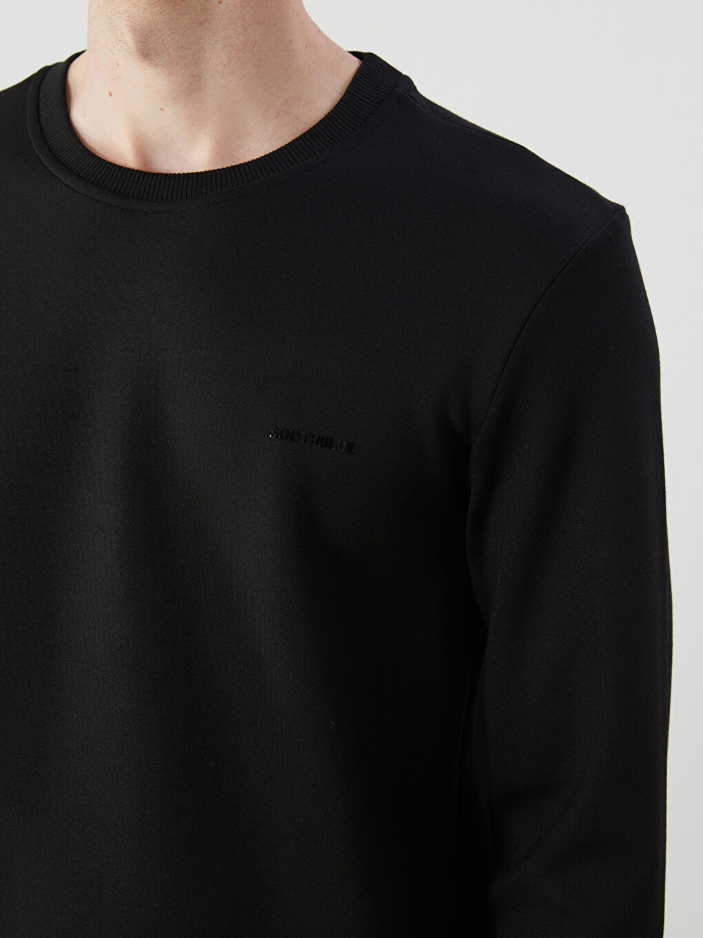 Siyah Bisiklet Yaka Uzun Kollu Erkek Sweatshirt-2