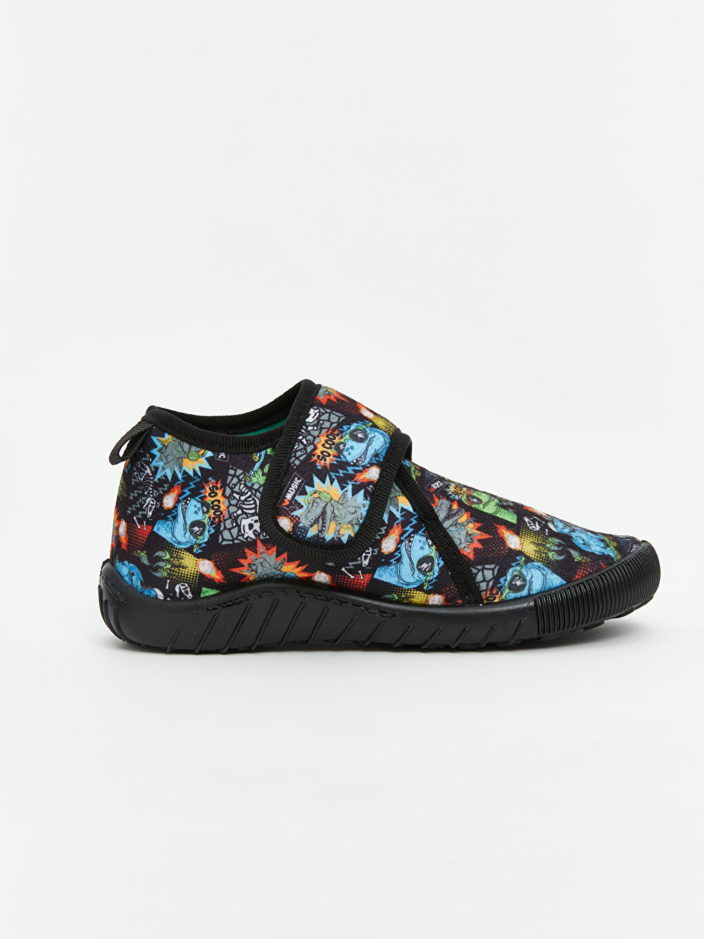 Siyah Baskılı Erkek Çocuk Panduf-1