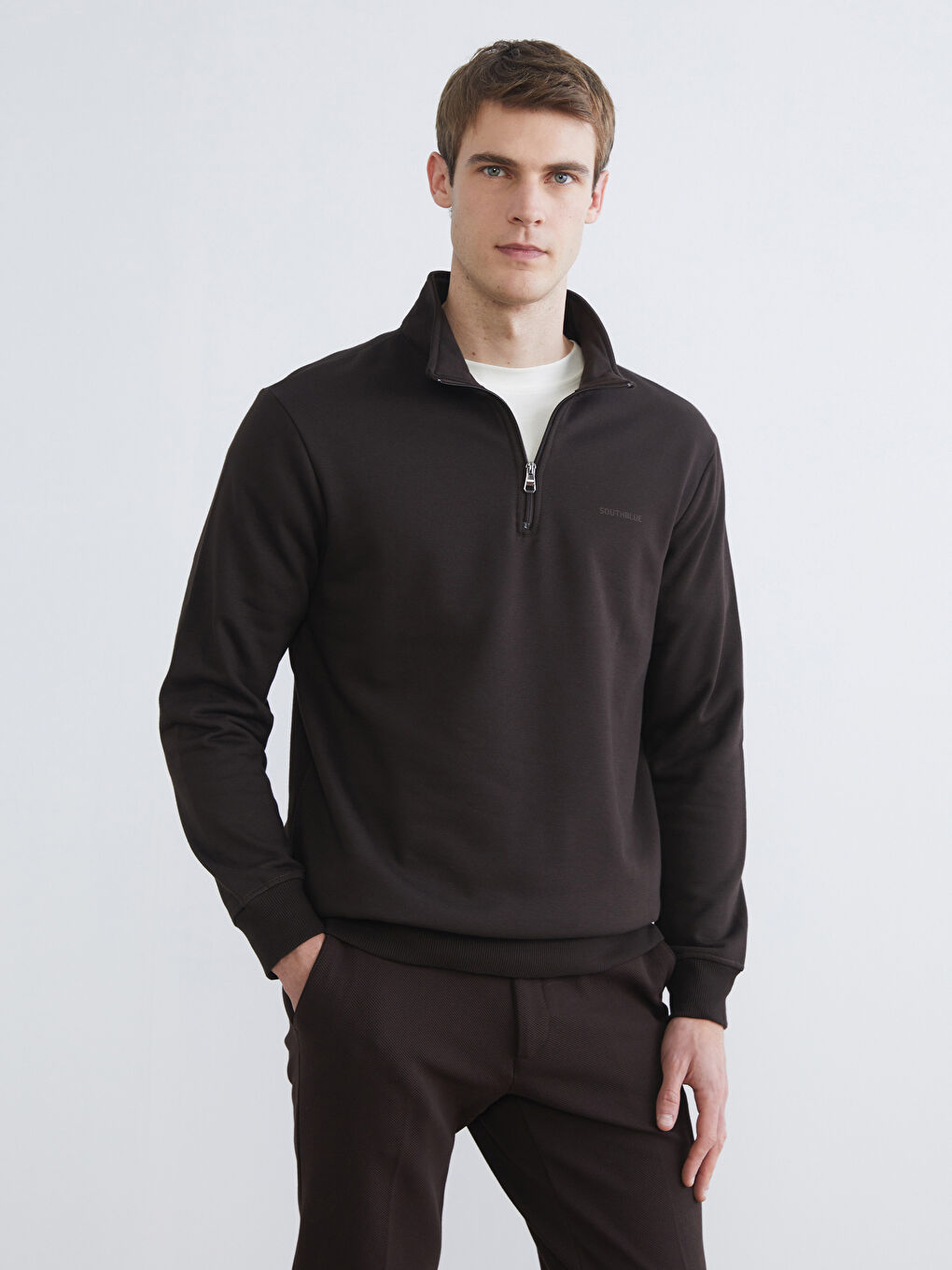 سويت شيرت سميك بياقة قمع بسوستة للرجال