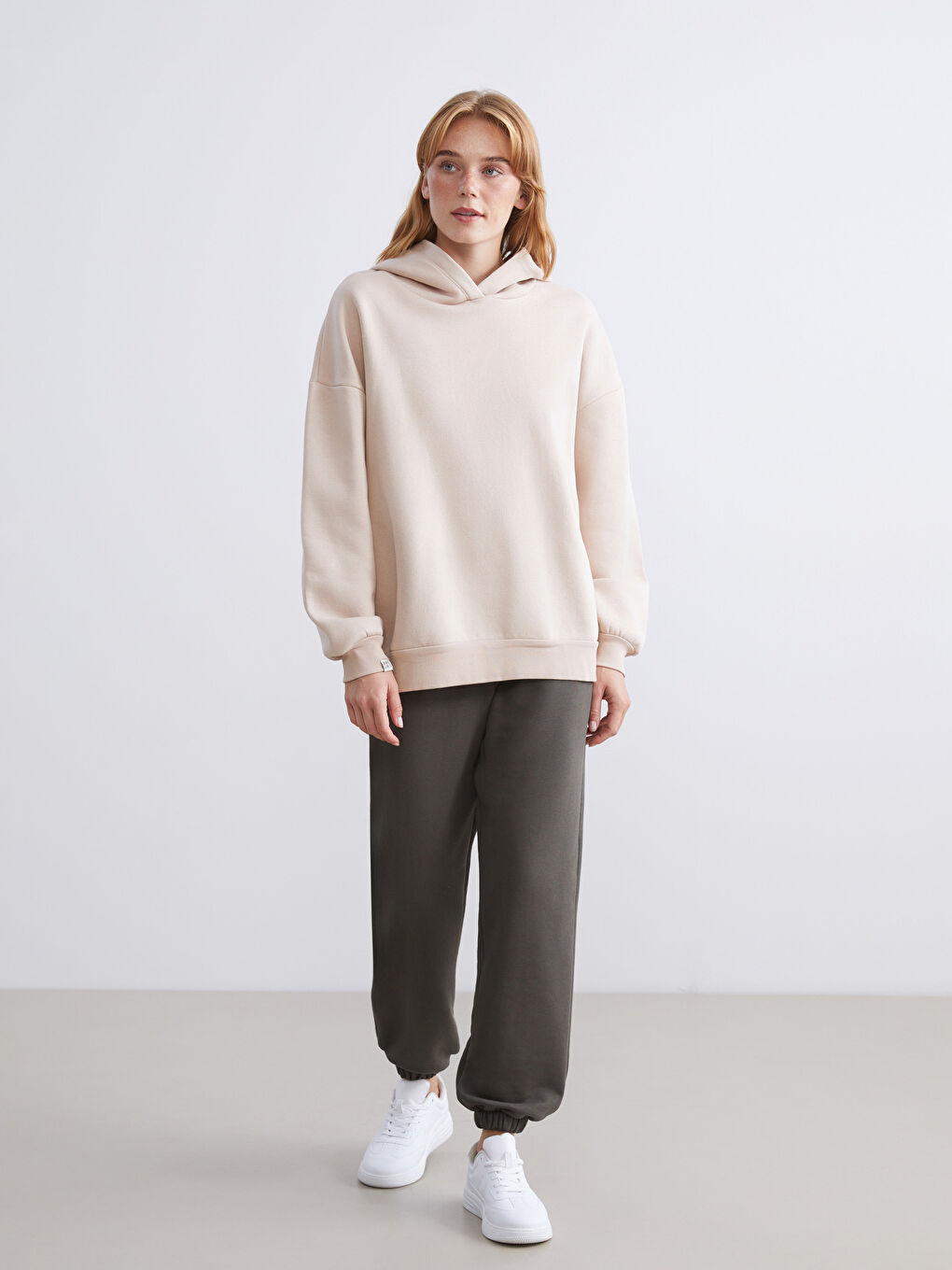 Bej Oversize Kadın Kalın Hoodie-1