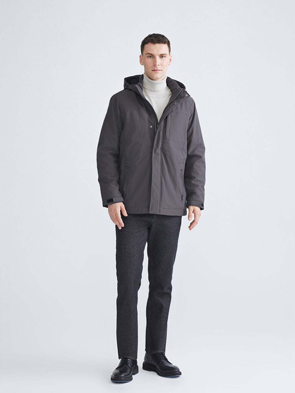 Мужская куртка стандартного кроя с капюшоном-1
