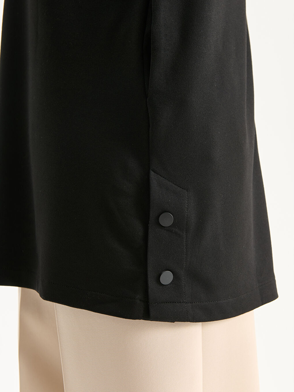 Woman BLACK Cardigan-3