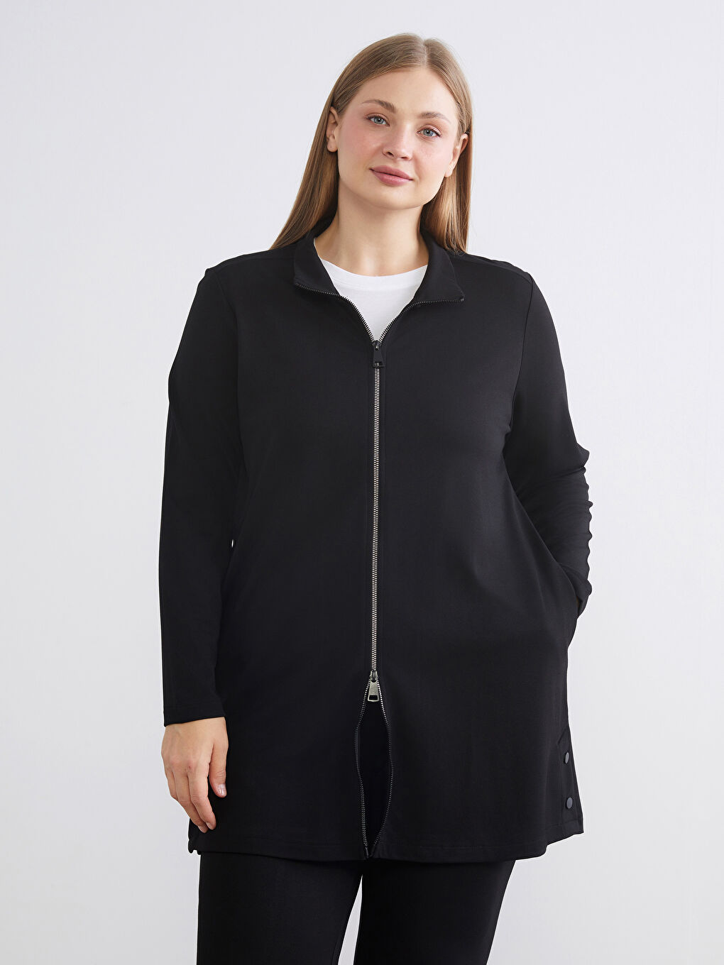 Woman BLACK Cardigan-1