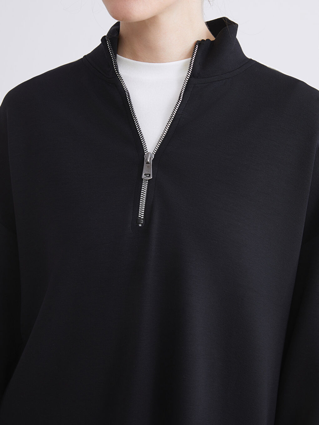 Siyah Dik Yaka Oversize Kadın Sweatshirt-3