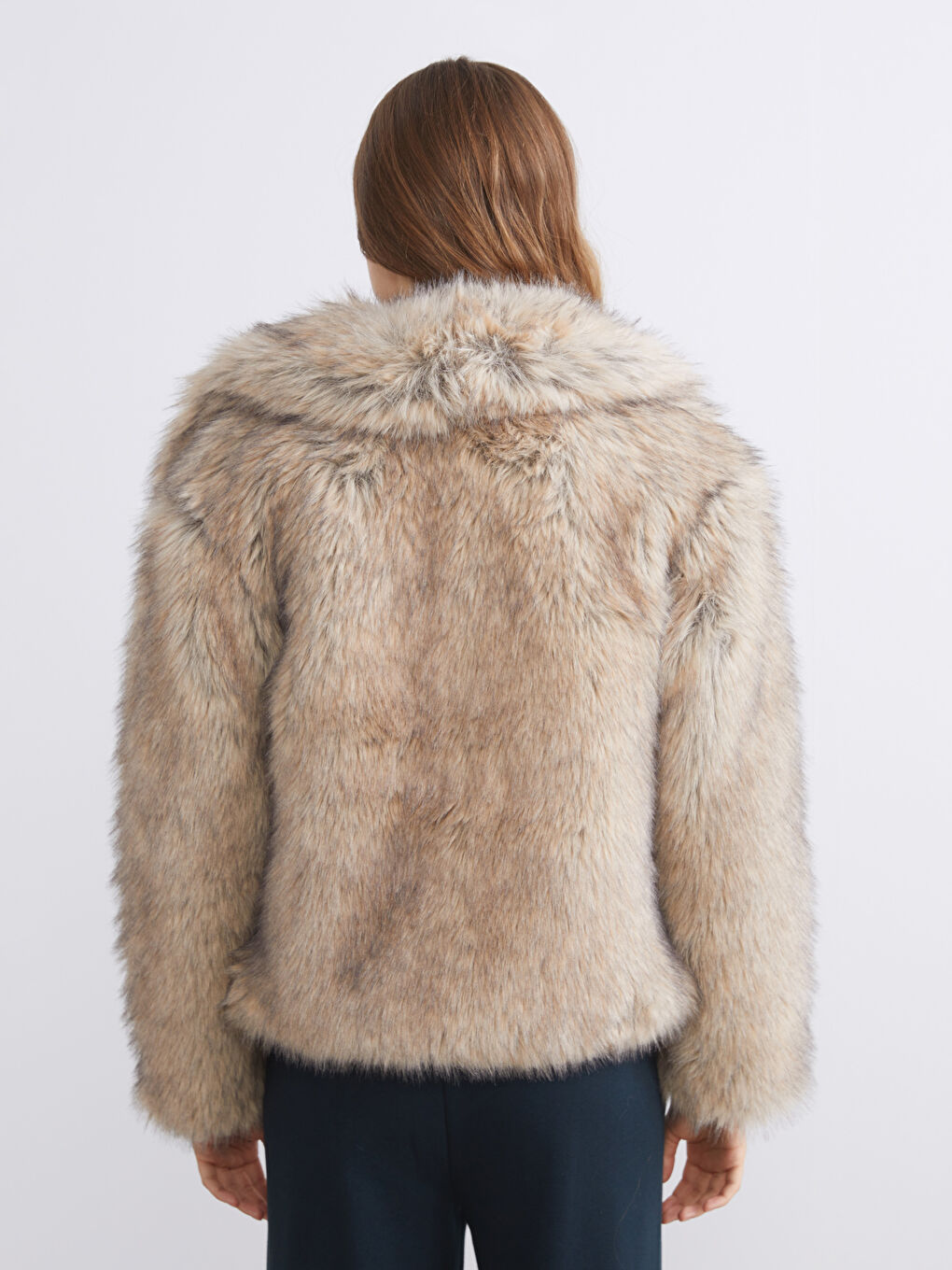 Kahverengi Ceket Yaka Kadın Kürk Mont-4