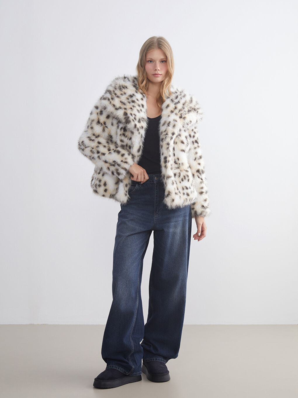 Jacket Neck Leopard Print Women's Fur Coat-1