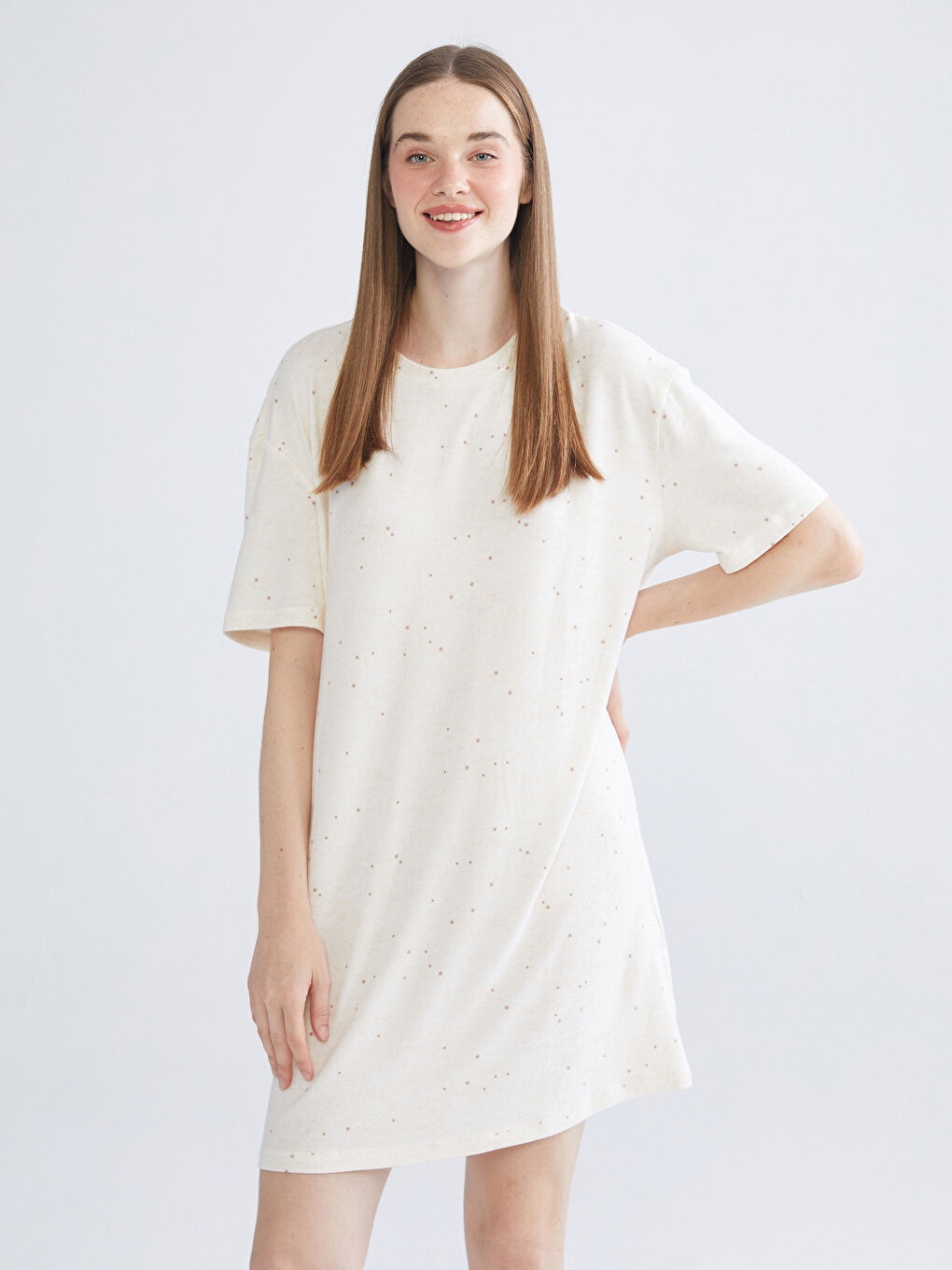 Štampana Ženska Spavaćica sa Okruglim Izrezom-1