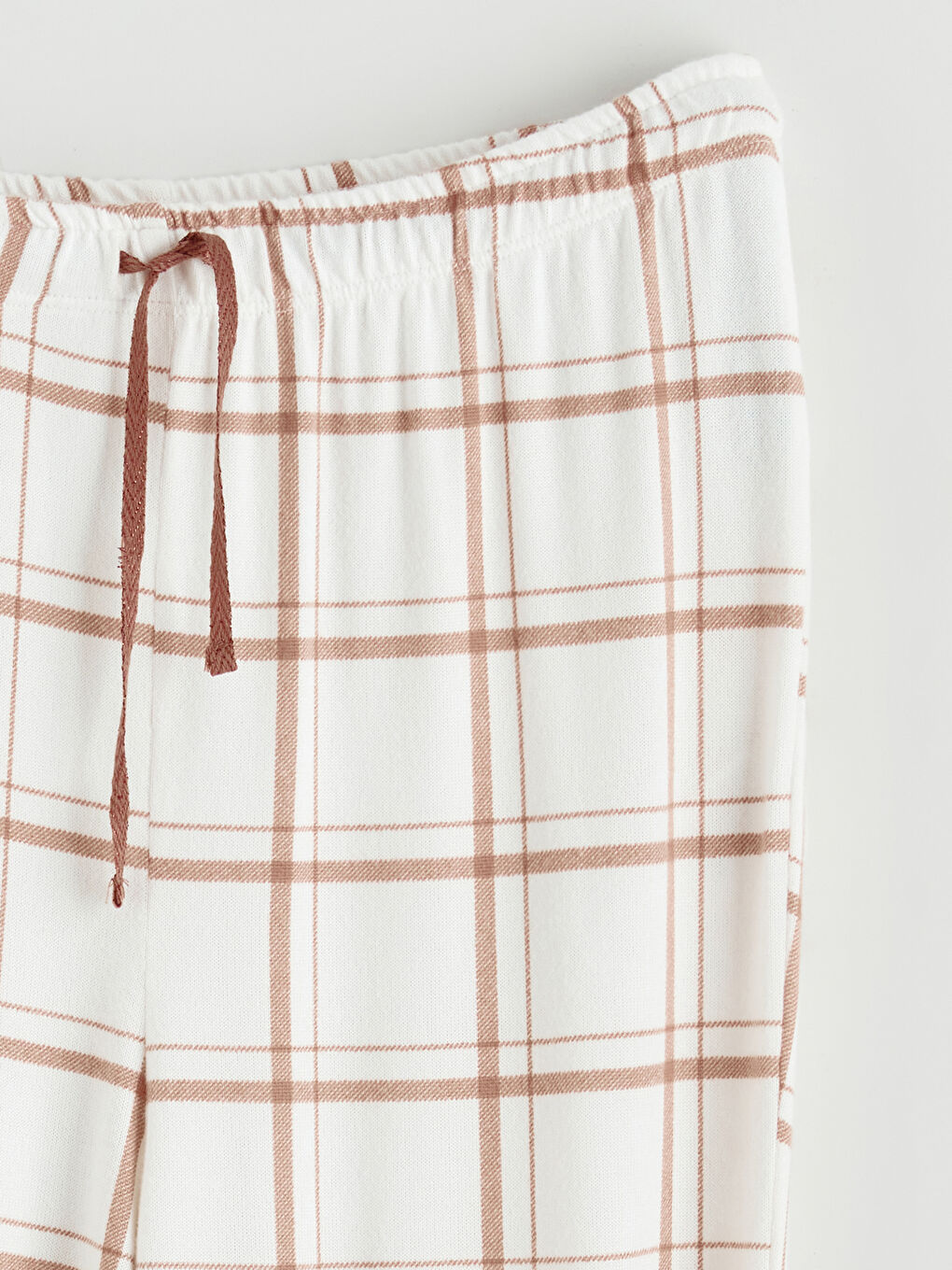 Kahverengi Kaçık Yaka Ekose Kadın Pijama Takımı-8