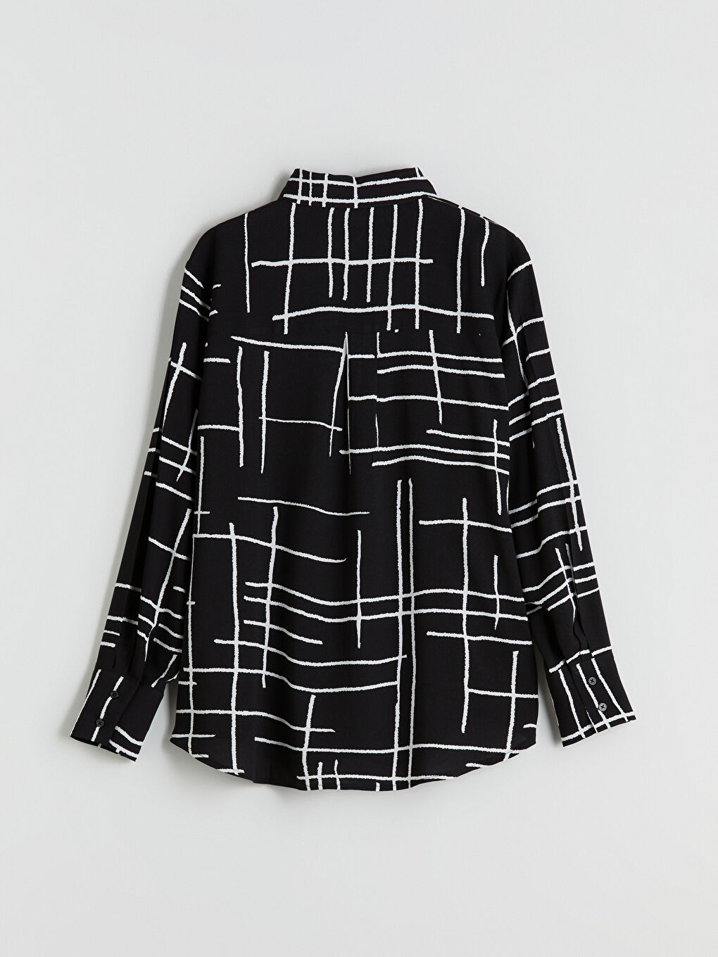 Siyah Desenli Kadın Gömlek-5