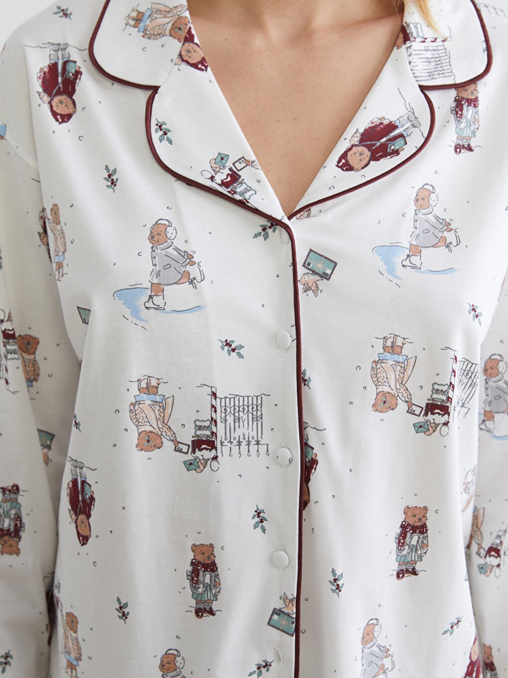 Ekru Gömlek Yaka Yılbaşı Temalı Kadın Pijama Takımı-2