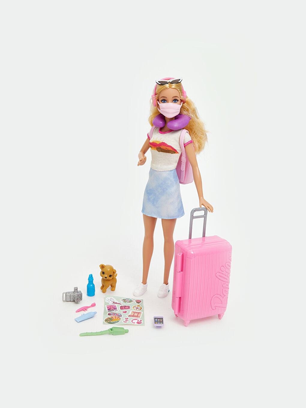 Barbie Seyahatte Oyuncak Bebek ve Aksesuarları-1