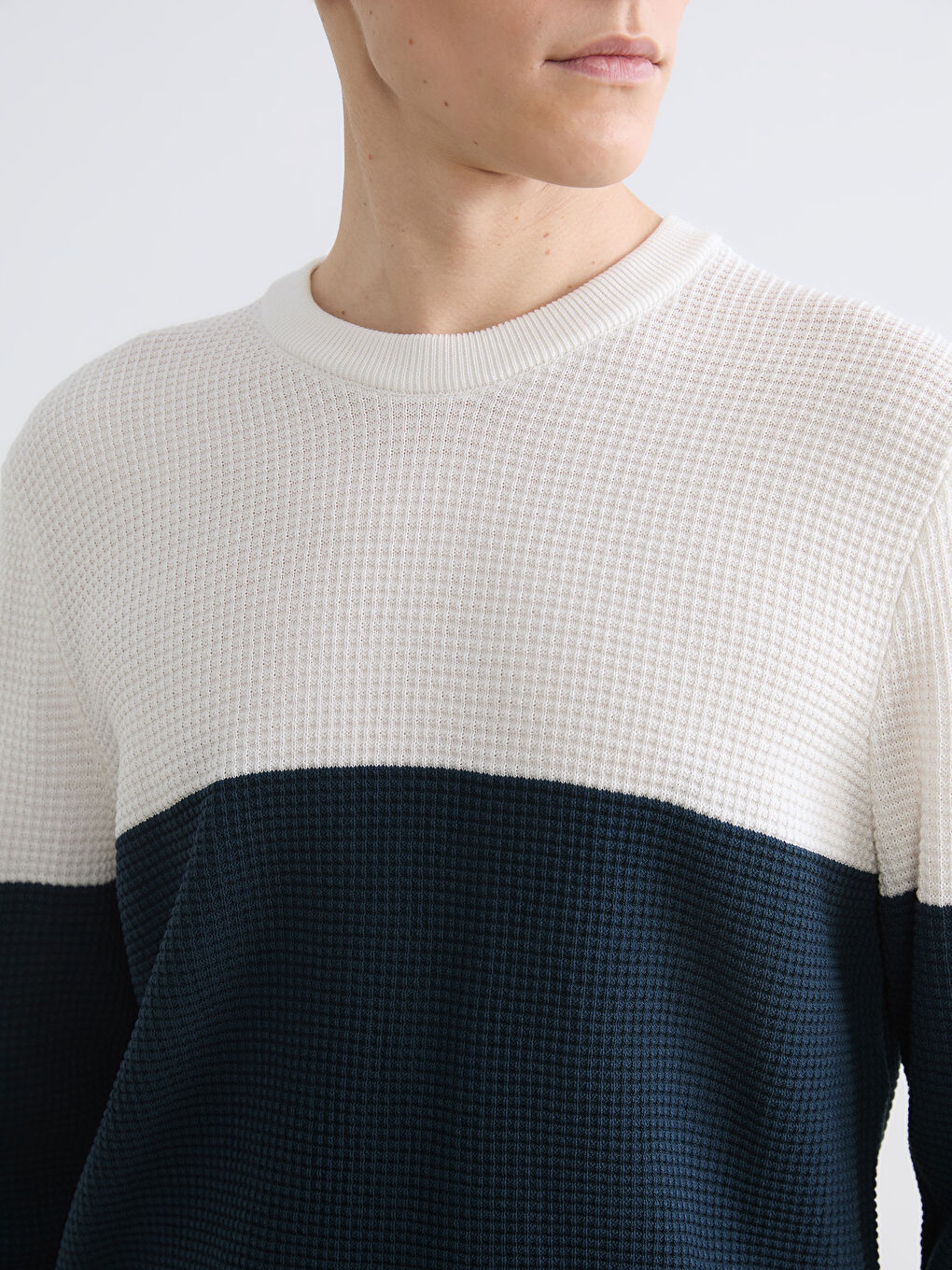 Crew Neck Color Block Men's Knitwear Sweater-2