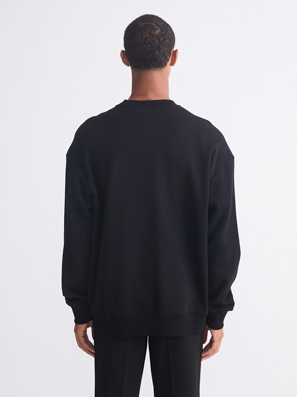 قميص رياضي اسود راجل-3