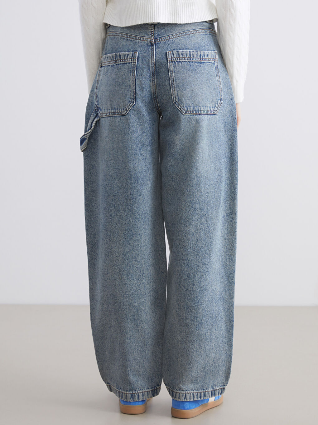 Baggy Fit Women's Jeans-3