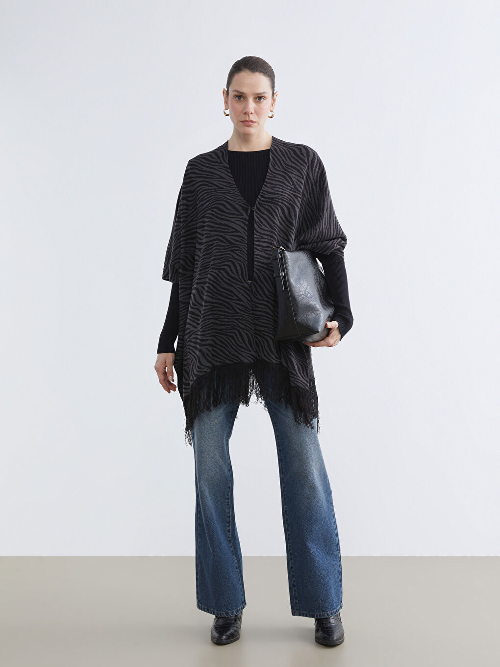 Woman ANTHRACITE Poncho-1