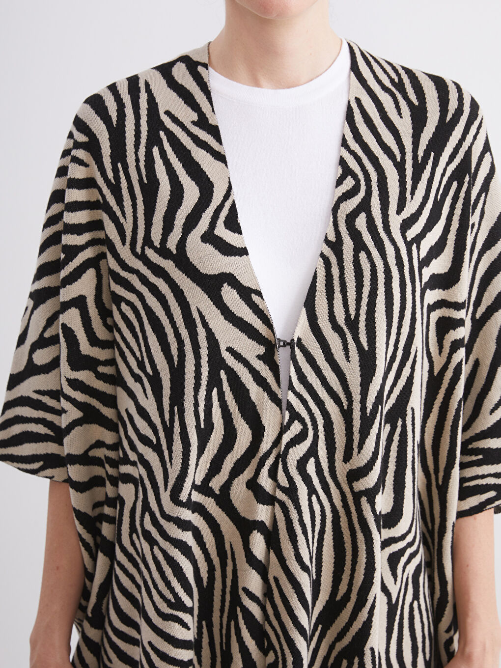 Woman BEIGE Poncho-2