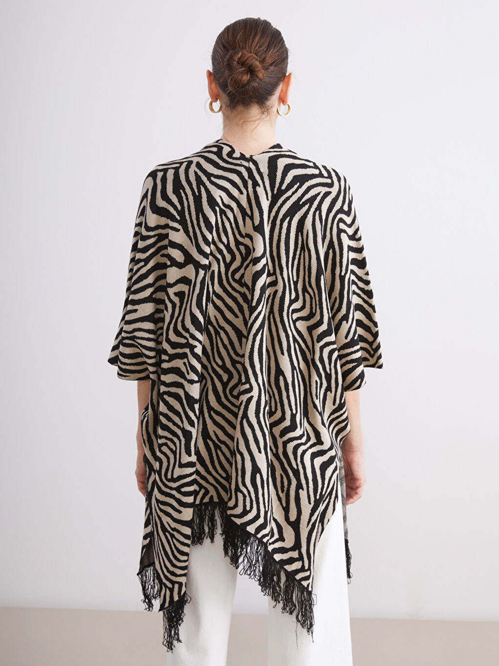 Woman BEIGE Poncho-3