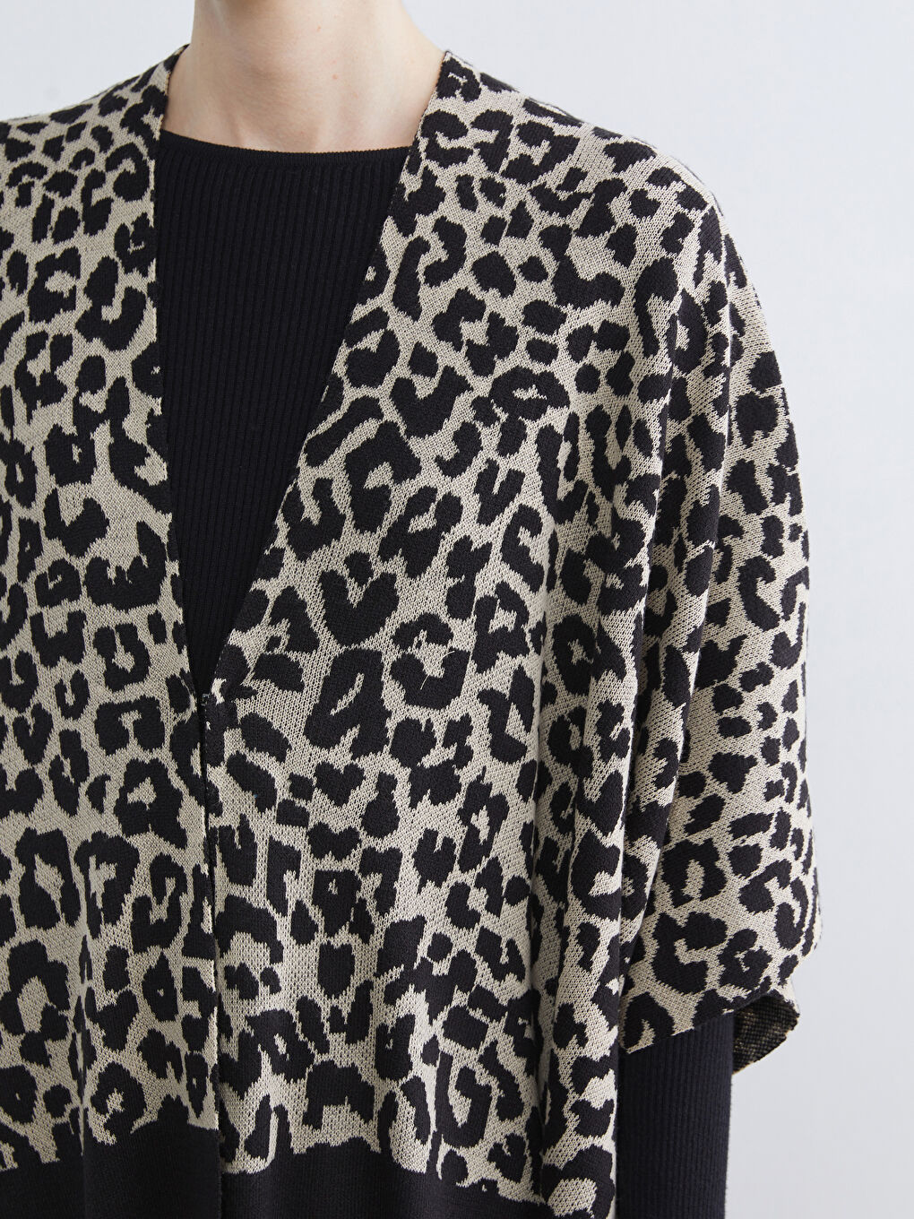 Woman BEIGE Poncho-2