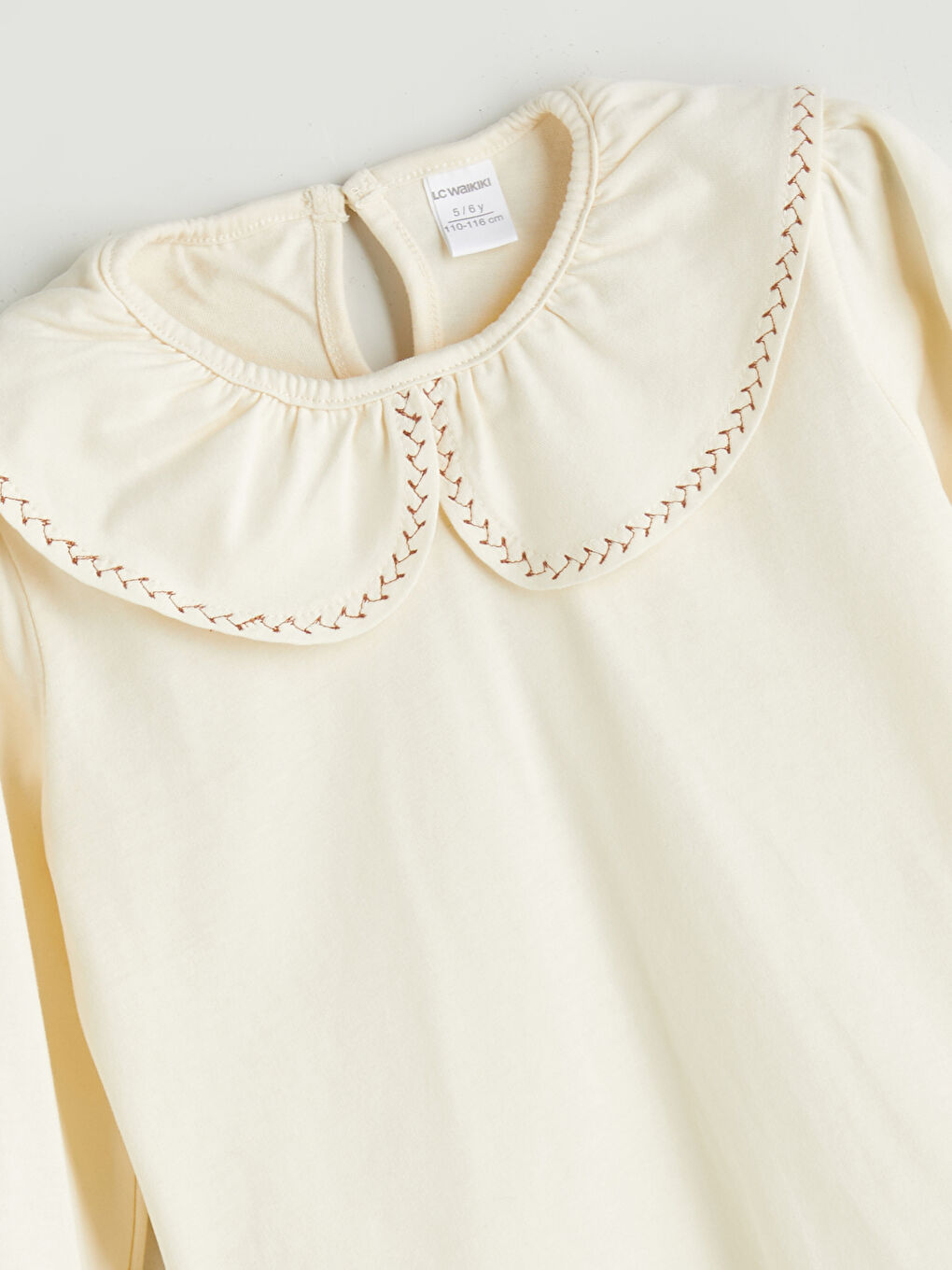 Ekru Nakışlı Bebe Yaka Kız Çocuk Bluz-2