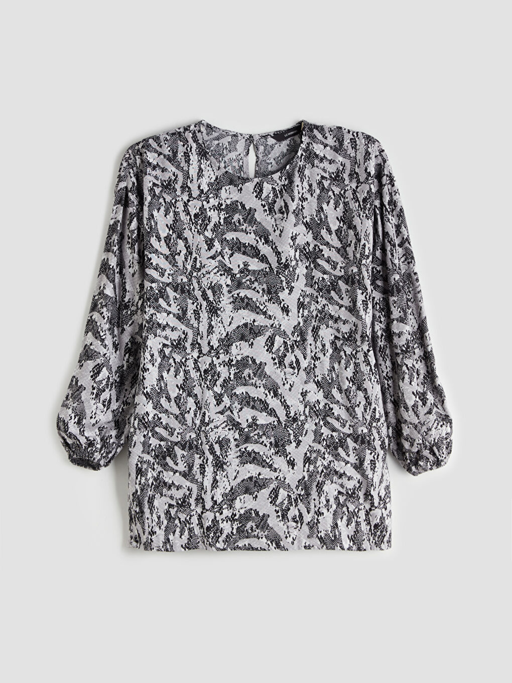 Bluza sa okruglim izrezom i uzorkom-4