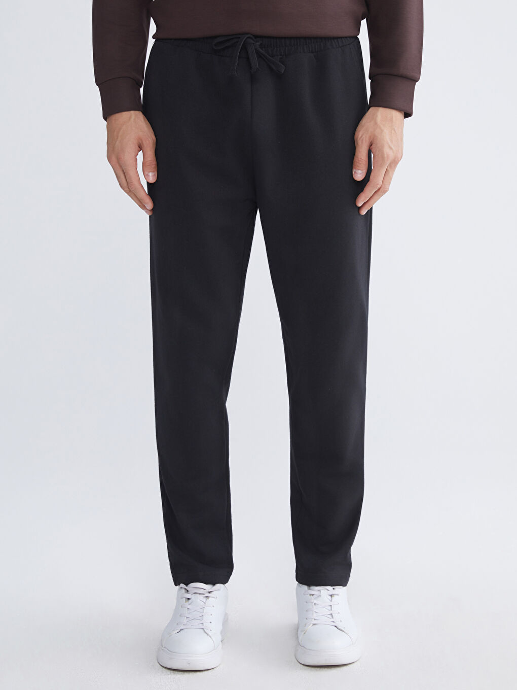 Siyah Standart Kalıp Erkek Eşofman Altı-1