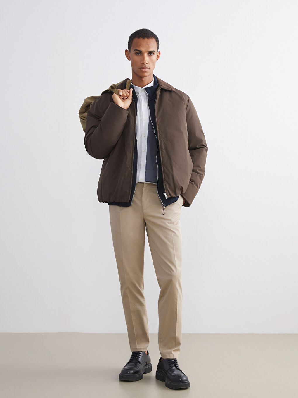 Kahverengi Rahat Kalıp Kadife Yaka Erkek Mont-1