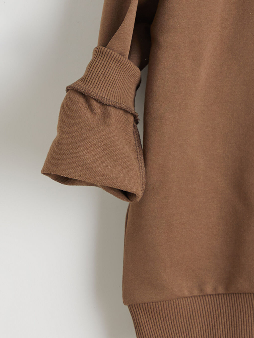 Kahverengi Kapüşonlu Erkek Çocuk Sweatshirt-1