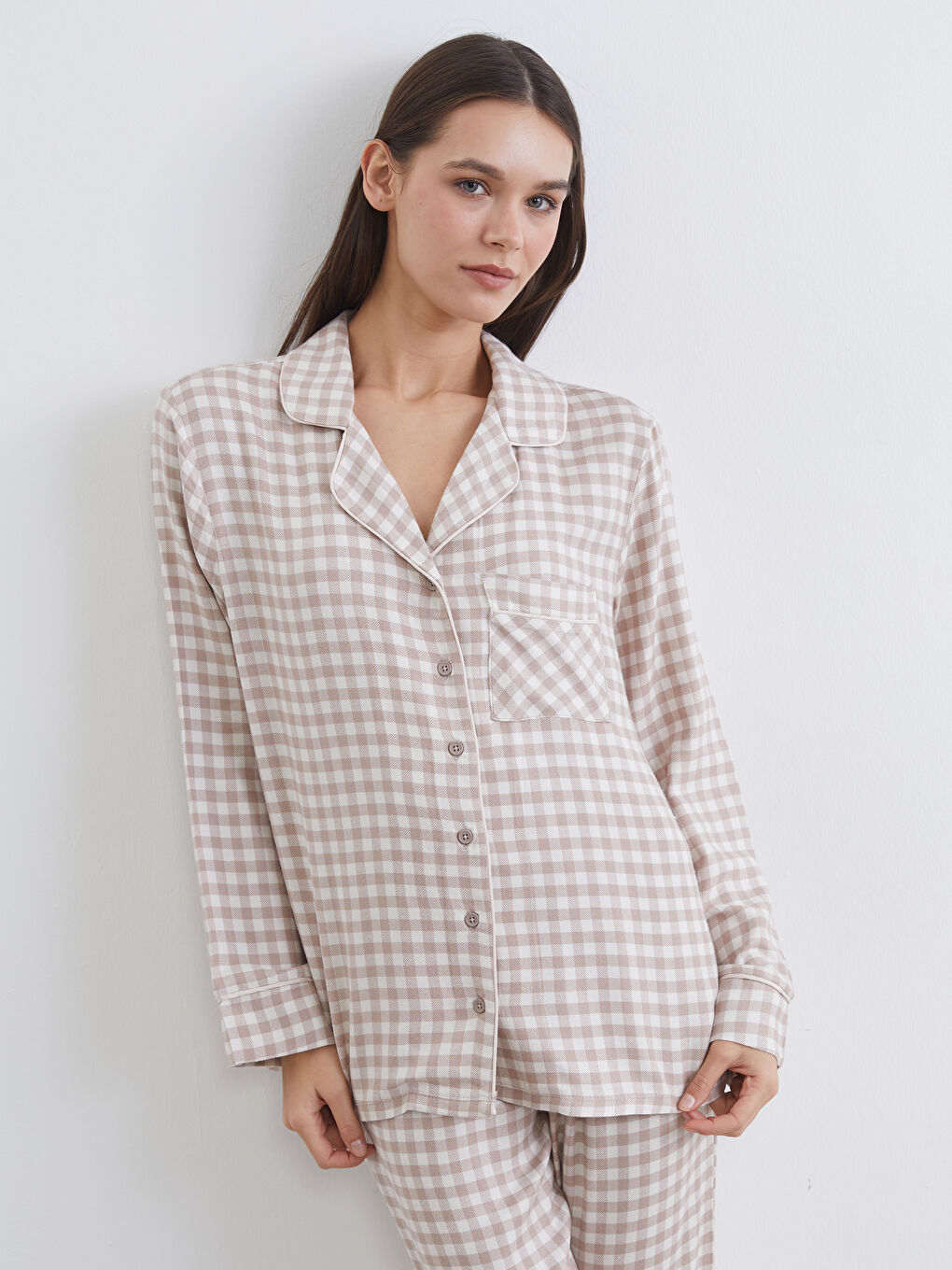 Kahverengi Gömlek Yaka Ekose Kadın Pijama Takımı-1