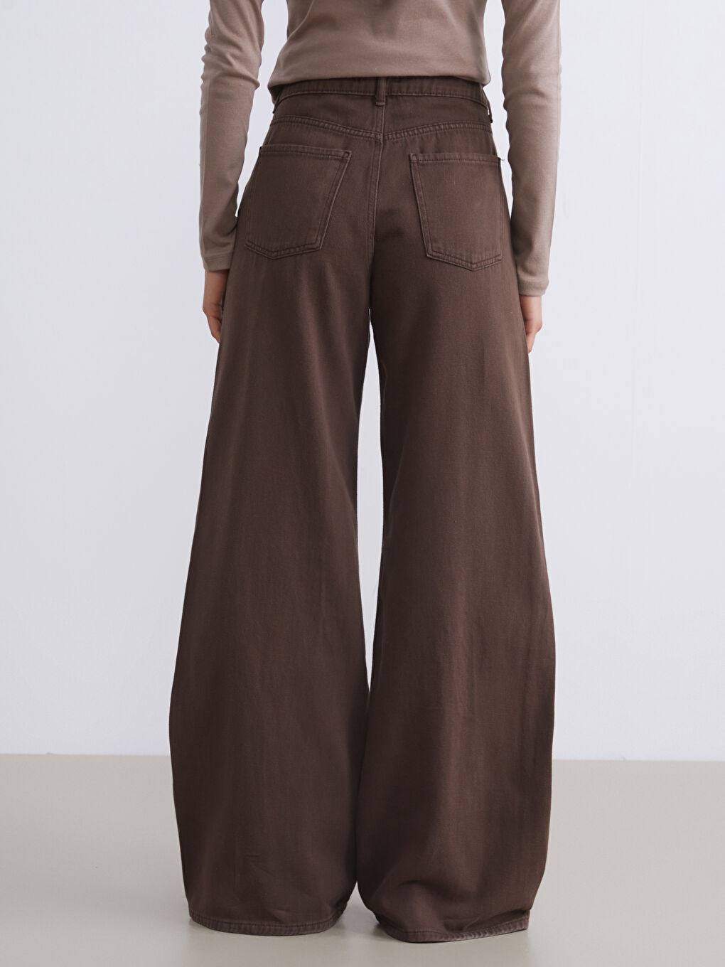 Kahverengi Baggy Fit Kadın Jean Pantolon-3