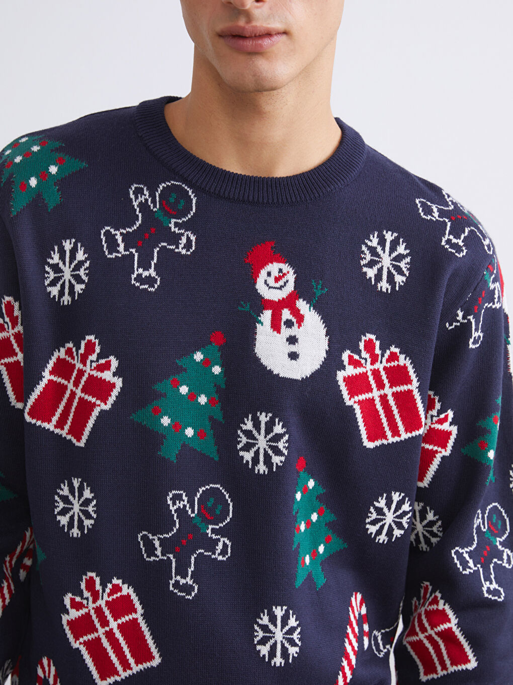 سترة تريكو رجال كول مدور بنقشة عيد الميلاد-2