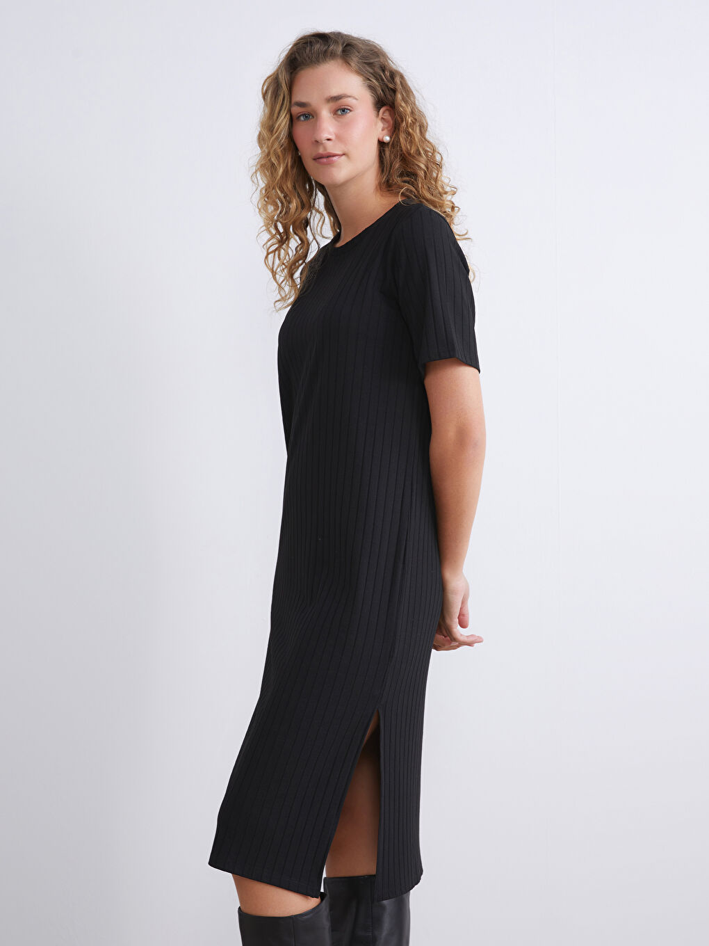 Siyah Bisiklet Yaka Dokulu Elbise-1