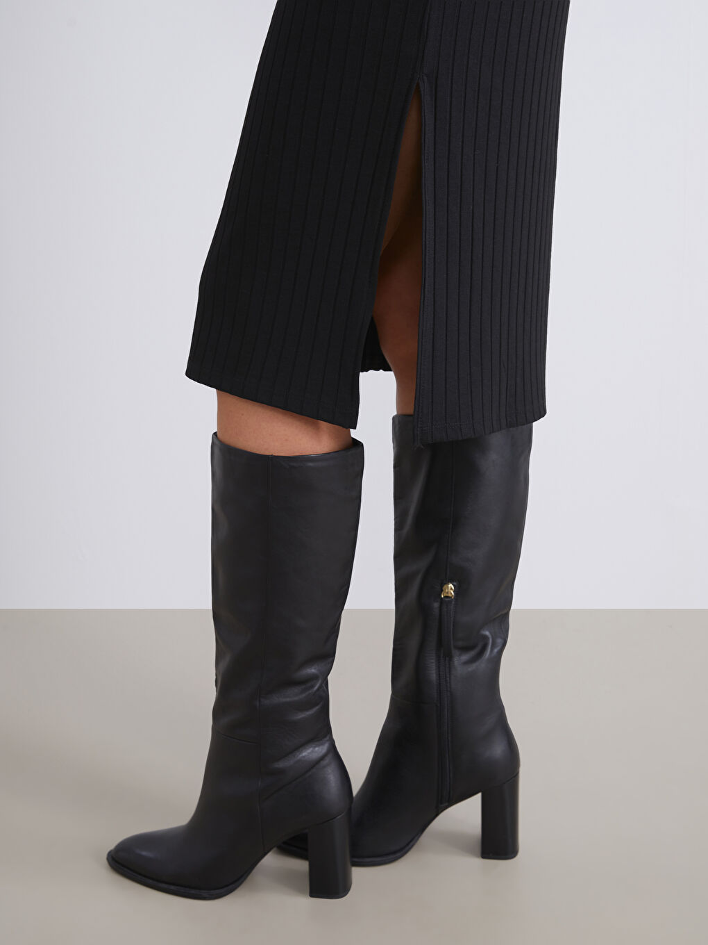 Siyah Bisiklet Yaka Dokulu Elbise-2