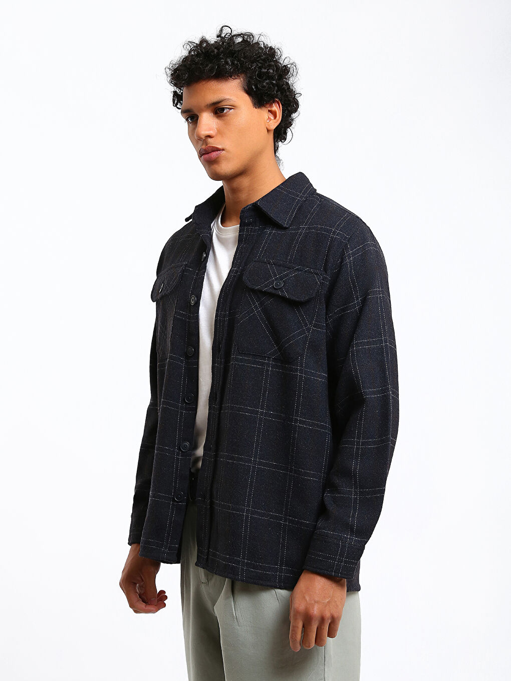 قميص رجالي كاروهات كم طويل بقصة عادية من قماش الجبردين-3