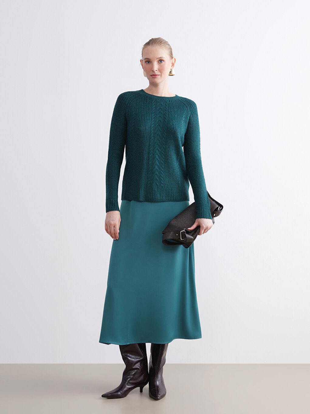 Crew Neck Self-Patterned Women's Knitwear Sweater-1