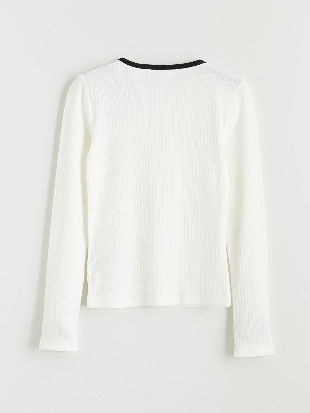 تيشيرت برقبة دائرية للبنات-2