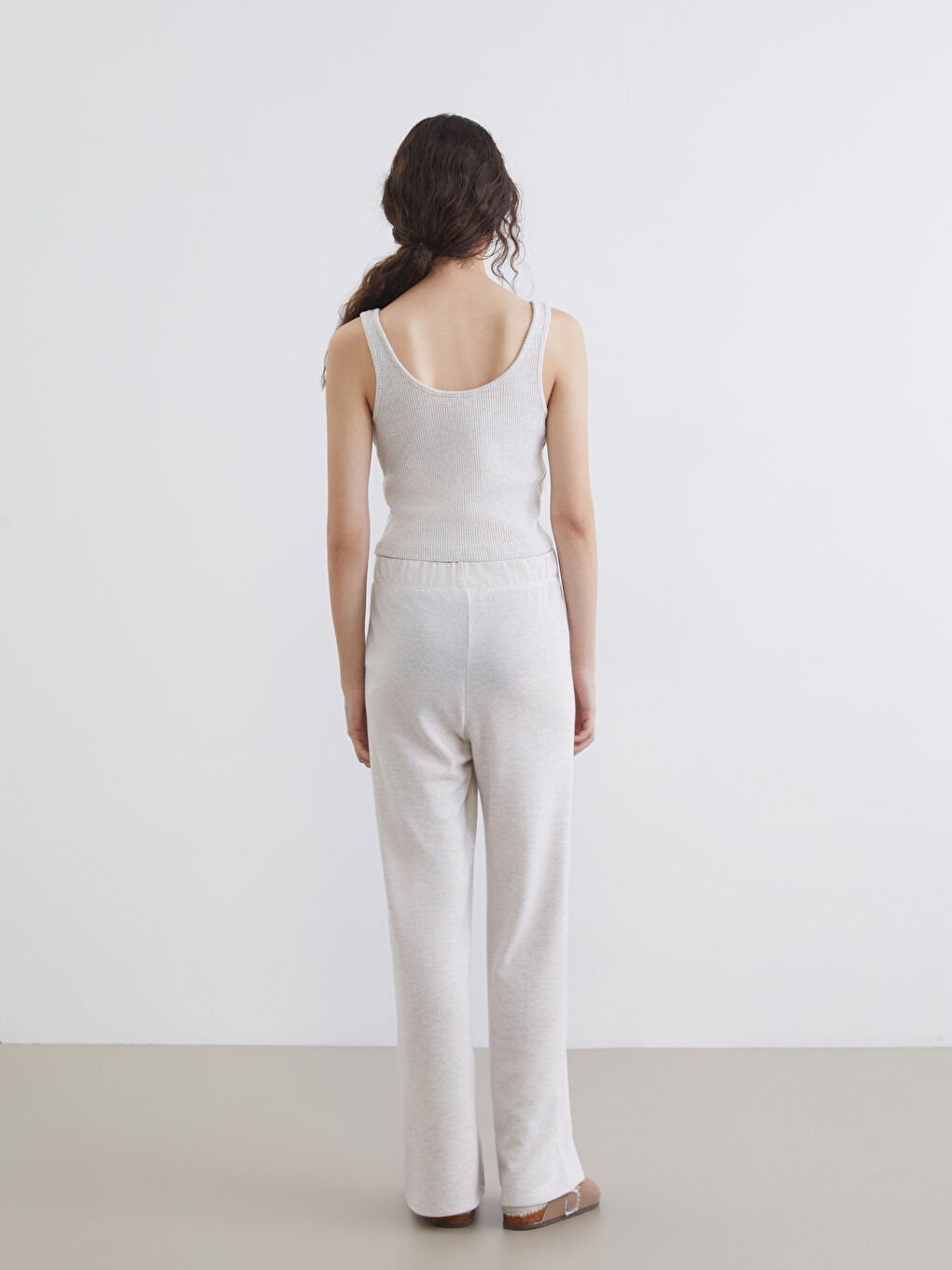 Ekru U Yaka Kadın Pijama Takımı-3