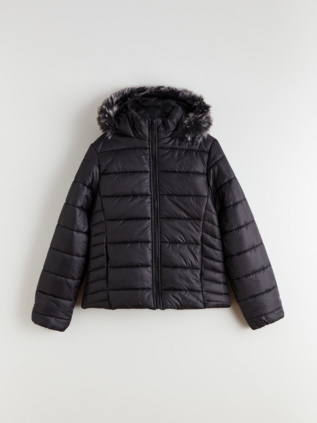 Siyah Kapüşonlu Kadın Şişme Mont-5