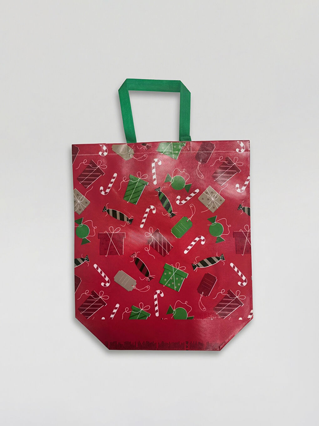 A Christmas-Themed Shopping Tote
